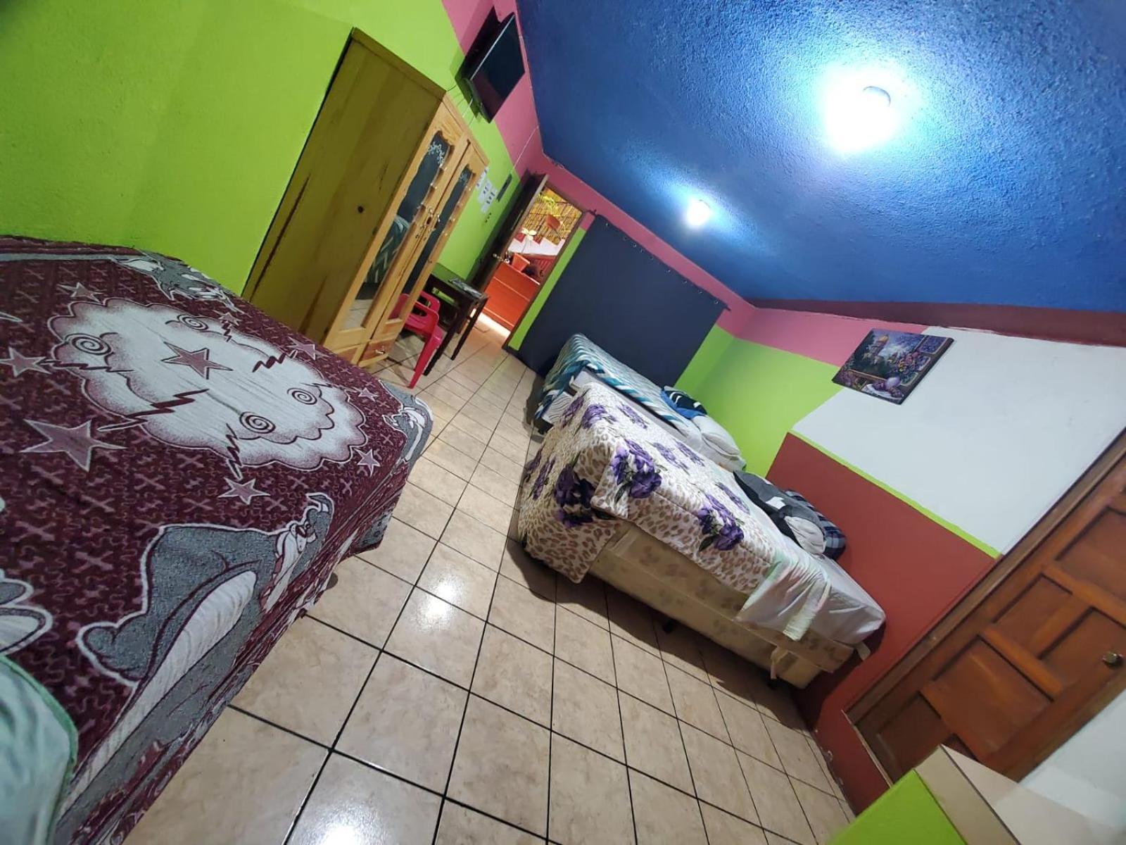 Hotel Kasa Kamelot Quetzaltenango Bagian luar foto