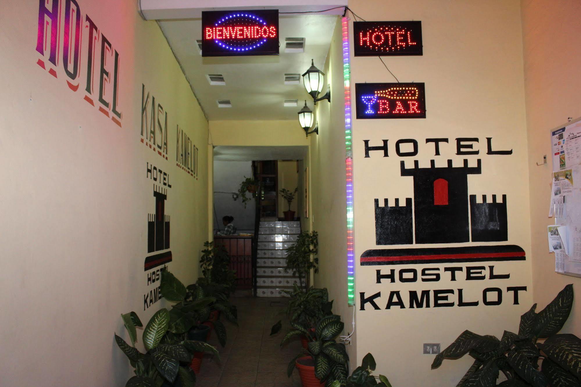 Hotel Kasa Kamelot Quetzaltenango Bagian luar foto